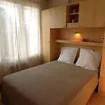 Appartement - Du Chay - En Rez-de-jardin Avec Apercu