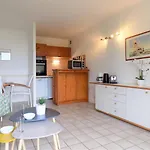 Apartment - Du Chay - En Rez-de-jardin Avec Apercu *